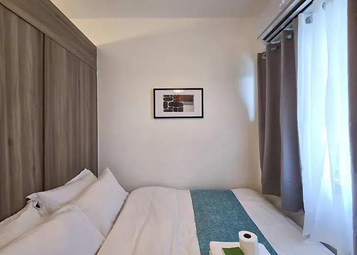 Citispace 1br Condotel At Fame Residences #fm43a Manila